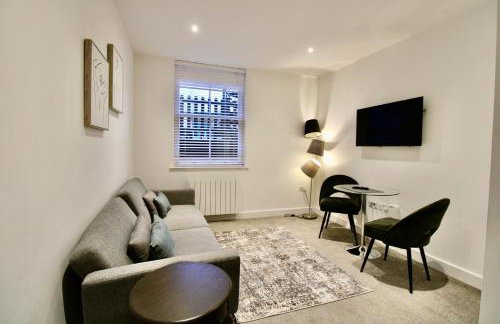 No.10 @ ShortStays Serviced apartments - Photo 27
