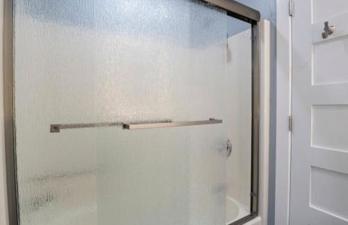 Our Cove Retreat - Perfect for Wave-Free Swimming, Tanning & Prime Location Fun! - Foto 28