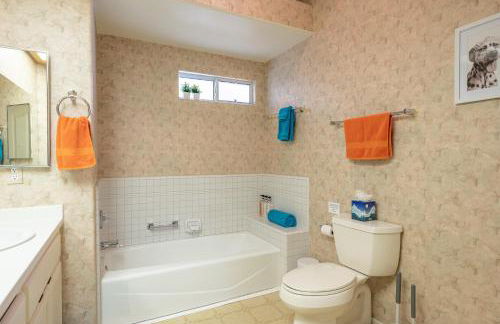 Coachella Chill: Luxury 4BR/4King Paradise Retreat - Foto 64