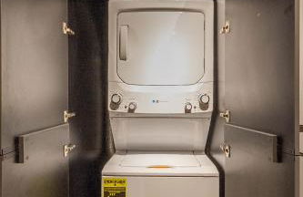 Stylish South Hill Retreat Queen Bed and Sofa Sleeper Full Kitchen Free Parking - Foto 60