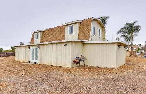 Patio and Workspace Peaceful Riverside Retreat! - Foto 3