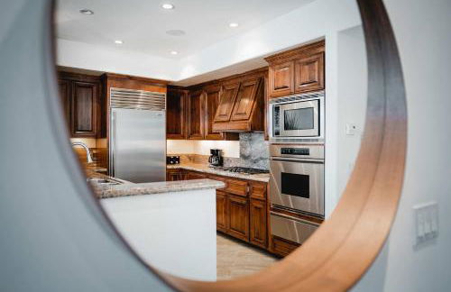 Your Home in San Diego - Two-car Garage - Foto 41