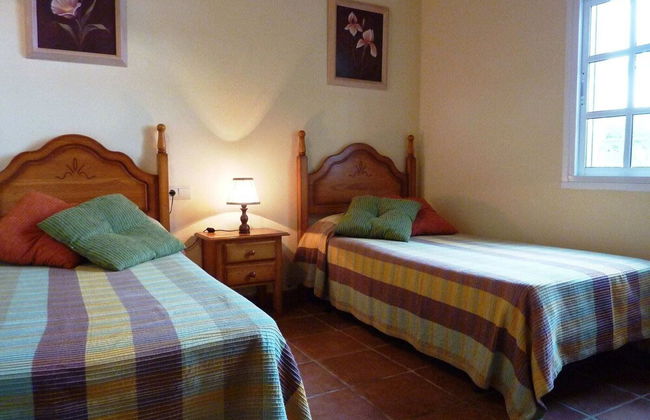 Detached Rural and Rustic House With a Private Swimming Pool - Photo 7