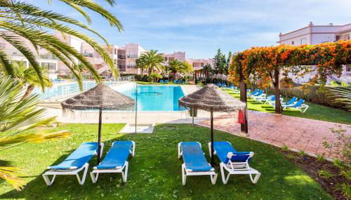 Lovely 2 bedroom apartment including pool, stunning ocean views & beach closeby - Foto 4