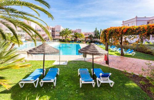 Lovely 2 bedroom apartment including pool, stunning ocean views & beach closeby - Foto 4