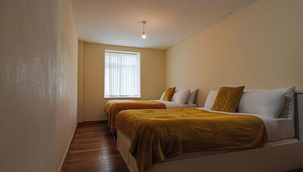 LuxeLiving Apartment - Foto 4, Quarto