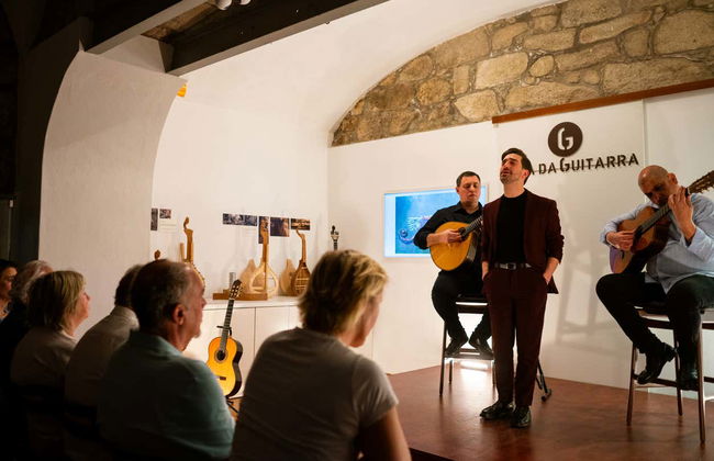 Casa da Guitarra Fado Show - Foto 5
