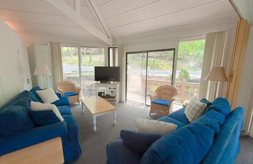 Treetop Village-2Bed2BathPoolsDockPickleball - Foto 18