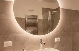 Suite at the Tower - 20 minutes from Milan and Como, 10 minutes from Monza - Foto 11