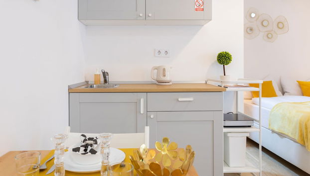 Modern Studio Near City Center - Photo 3, Room