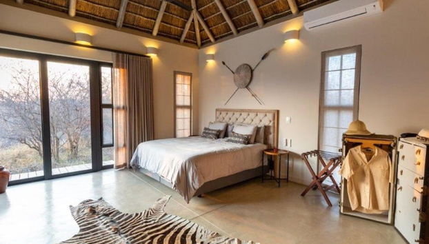 Villa in Hoedspruit With a Jacuzzi - Foto 2, Habitación