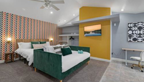 Sunny Auburndale Retreat with Pool - Photo 4