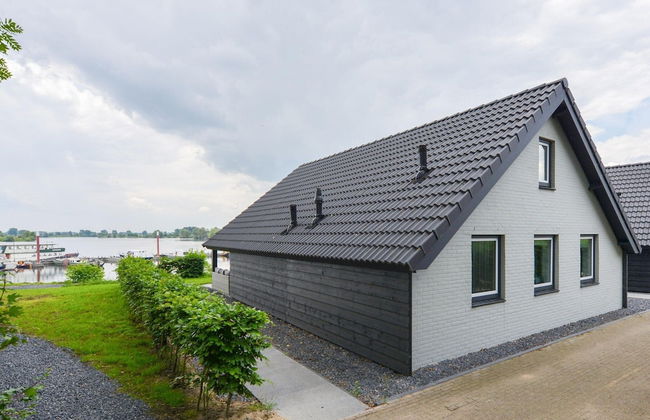 Nice Holiday Home With Terrace - Photo 19