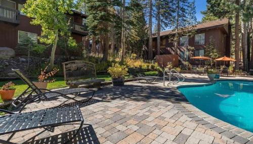 Ski Den - Steps to Mammoth Village! - Foto 2