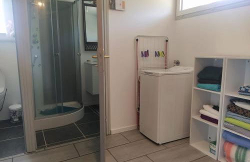 Maisonette sur terrain clos, loue 3nuits minimum - Foto 3