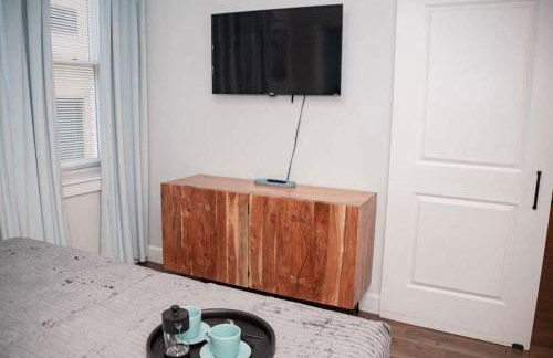 Fun Cozy 1 Br King Apts - 1 25 Mile Walk to TIAA Bnk Fld - Foto 17