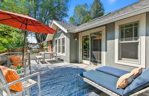 Maple Courtyard - Old Town with King Suite & Piano - Foto 35