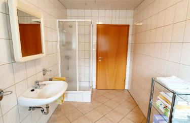 Ferienwohnungen Beckingen-Haustadt, Ideal für Familien, Urlauber und Geschäftsreisende - Foto 8