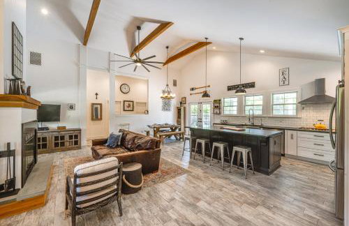 Distinctive Hamptons Home with Pool Near Bay, Ocean - Foto 7