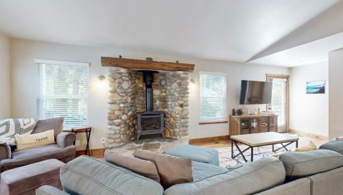 Homewood Cabin Among the Pines - Foto 3