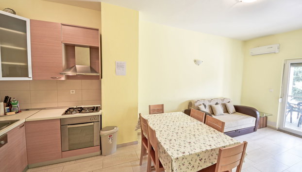 Ivan - Foto 4, Inside other