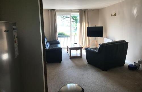 Borrodale, one bedroom apartment with balcony and loch view. - Photo 5