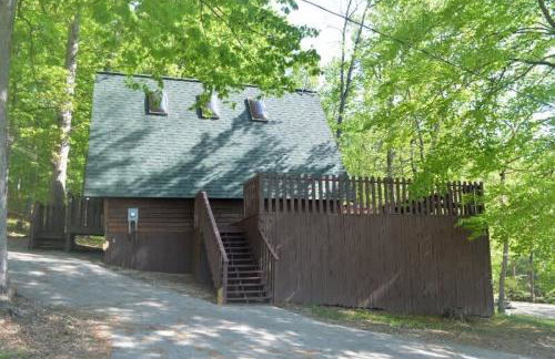 A-Frame Cabin #5 with Hot Tub on Patoka Lake in Southern Indiana - Foto 3