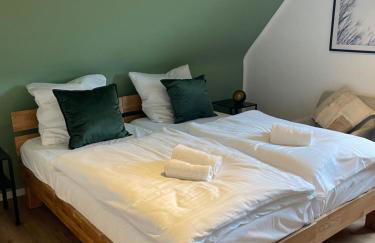 stylische Unterkunft für Firmen und Gruppen- Herzlich willkommen -Einzelbetten,Nahe Ulm, 3 Schlafzimmer - Foto 8