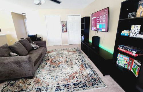 Spacious 6BR Pool Home in Ocala - Foto 31