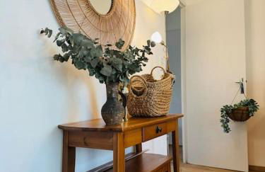 Bel Appartement Gare Centre Face aux Remparts 8 personnes Parking WIFI - Photo 30