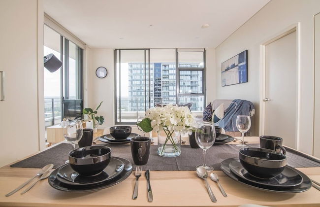 17th Level 1bed1bath APT Macquaire Park+wifi+view - Photo 8