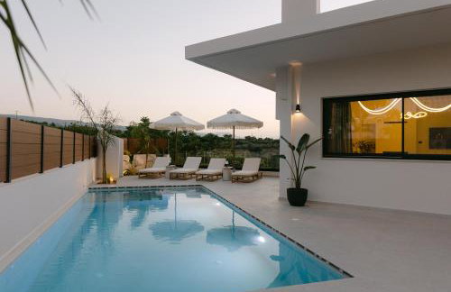 Emerald Harmony Villa with Private Pool & Jacuzzi - Photo 4