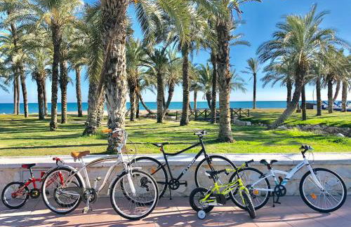 BOHO CHIC- Beachfront - Free bikes - Salt water pool - Foto 6