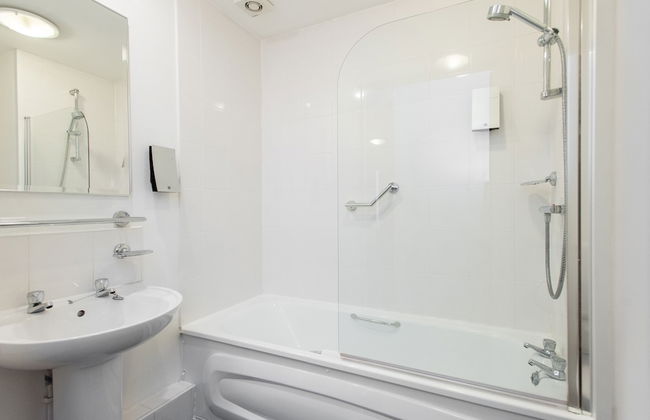 PREMIER SUITES Birmingham - Foto 8