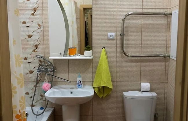 Comfort Apartments on Zapolnaya 60 apt 178 - Photo 14