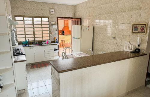 Casa Completa com Churrasqueira em Patos de Minas - Photo 16