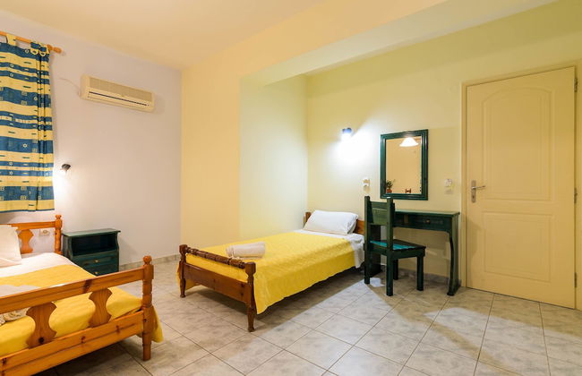 Regina Apartments - Photo 21