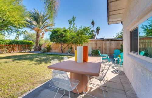 2 Mi to Dtwn Vintage-Inspired Gem in Palm Springs - Foto 28