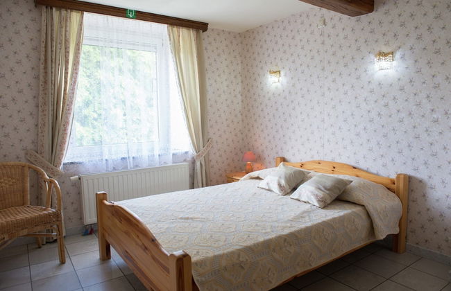 Group Stay With Pool, Chevron - Photo 14