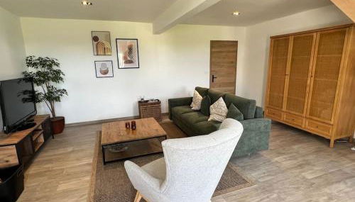 Luxury 1 bed house with shared pool - Foto 2