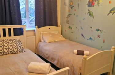 Cosy Two-Bedroom house with study room in a good location in Brentry - Foto 6