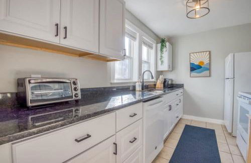 The Sunnyside Stay - Photo 11