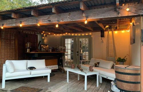 Plenty Parking for Boat ,RV, Trailers w Cars Cozy 2 BDRM COTTAGE - Foto 1