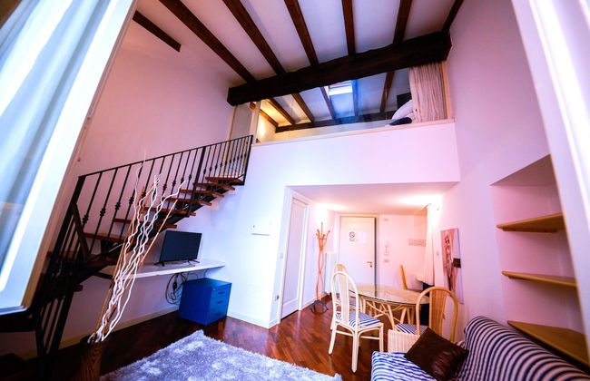 Queen of the Lake - Foto 50