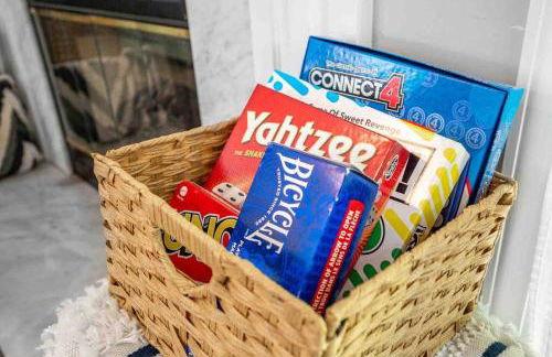 Cozy Boho Kildaire Farms Home- near Downtown - Foto 25