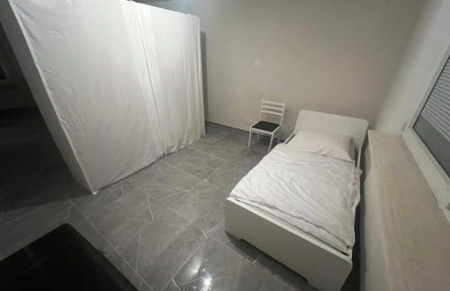 Benk 24H Apartment Nr 1 Perfekt für bis zu 6 Personen - Foto 3