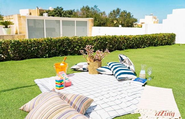 A Stunning Gozo Farmhouse With a Large Pool - Foto 20