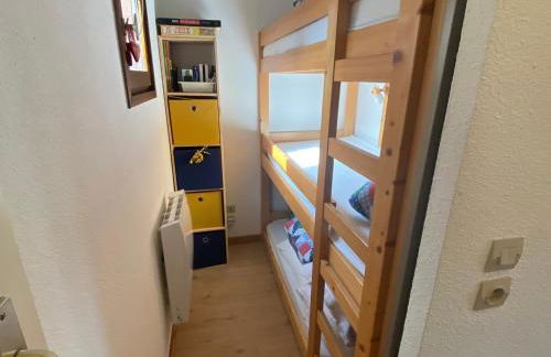 Studio calme avec parking couvert - FR-1-692-90 - Photo 13