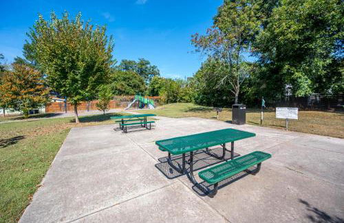 Stylish Durham Retreat - Walkable Sleeps 6 - Foto 76