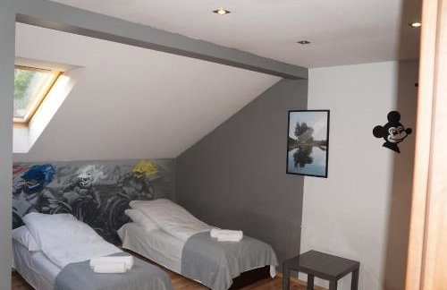 Dom nad rzeką - Foto 15